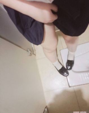 撩乱的裸舞曲
