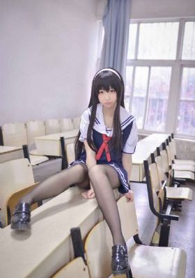 国产世界级“海上巨无霸”试航