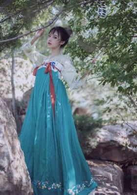 美丽的桃子美国版5娃娃脸